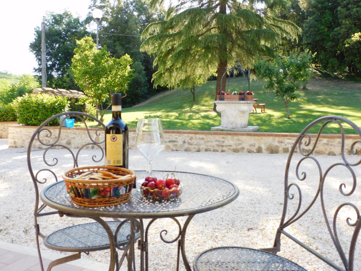 Casa Vacanze Senesi San Gimignano Exterior foto